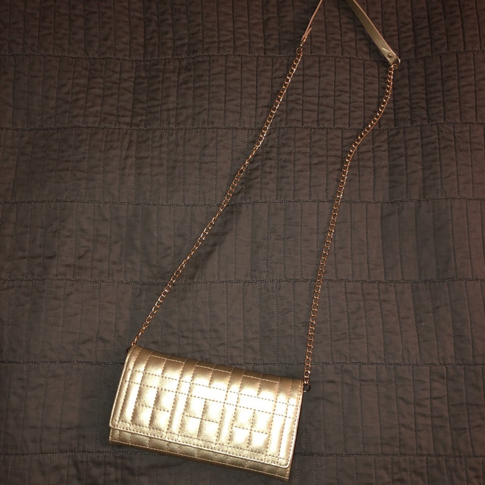 A cute wallet/purse!!